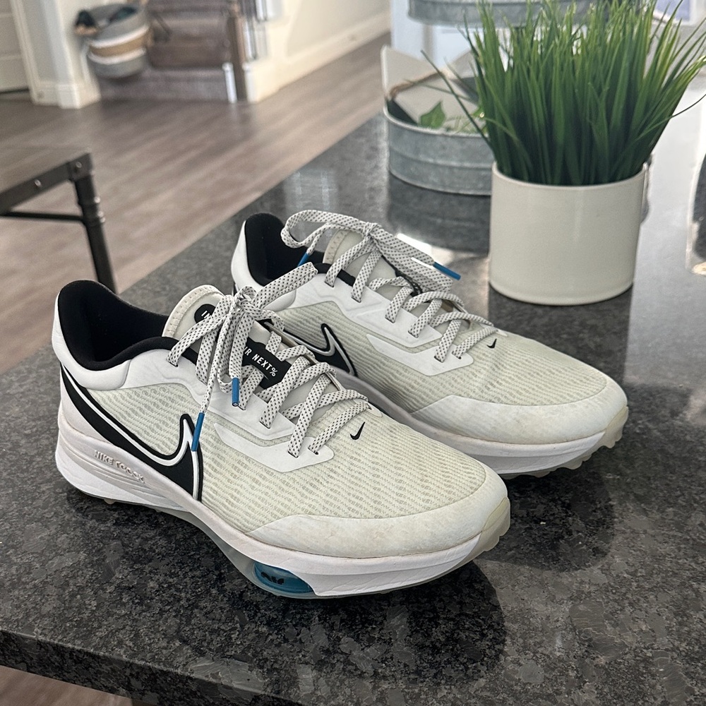 Nike White and Black Golf Shoes